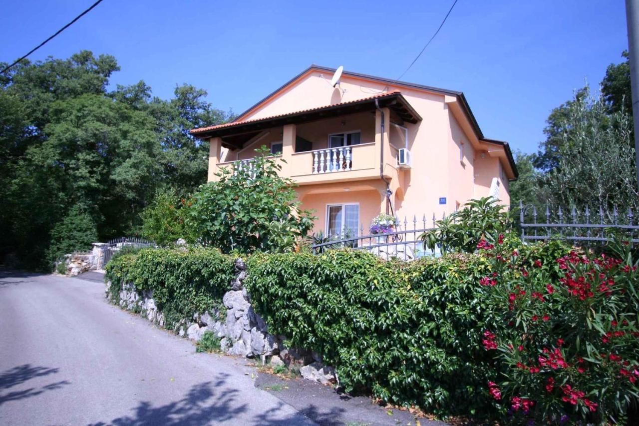 Apartments In Silo/Insel Krk 13442 Екстериор снимка